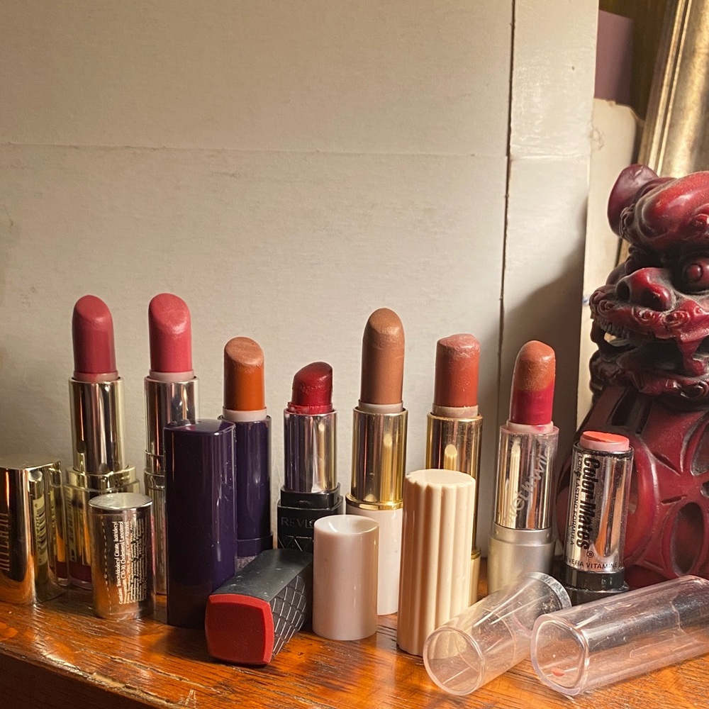Vintage Random Collection Lipstick Set